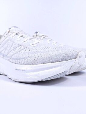 New Balance 1080 v13 Womens 9.5 Max Cushion Road Running Shoes White